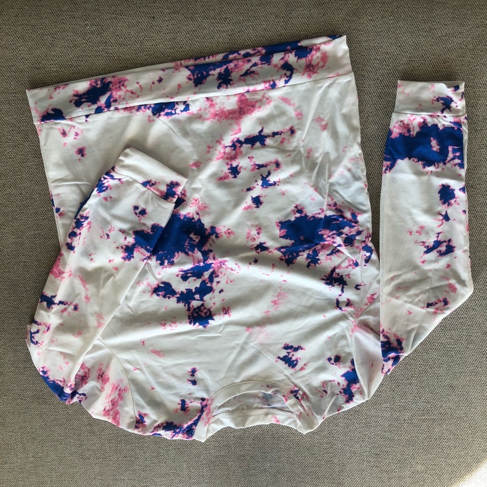 EPLIZ blue and pink lounge set